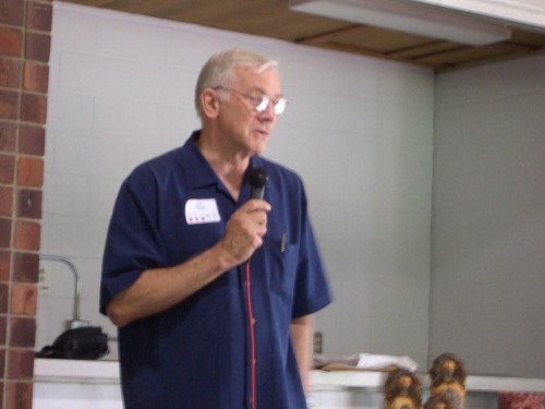 Dick Kampa poses legacy questions to the family group.