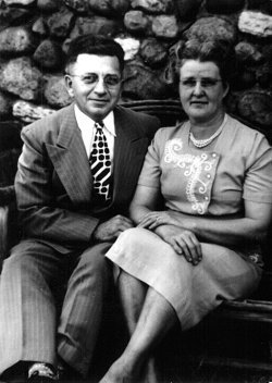Rupert and Viola Stimler in 1948.