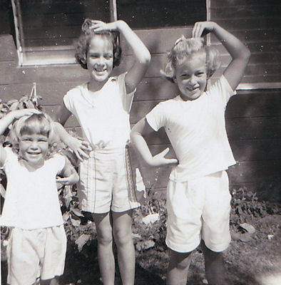 Sisters Dana, Rae and Sandy Stimler in Florida, 1960