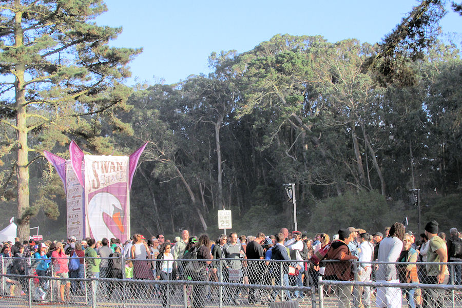 Lots of folks in attendance here -- official estimates for the 3-day festival are 750,000 this year