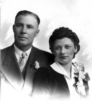 Jack and Leona Olsen, wedding photograph.