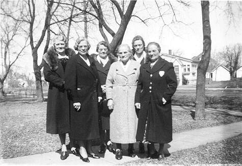 The Kampa Sisters in 1940.