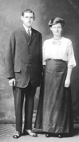 Alexis and Lillian (Legge) Bordua.