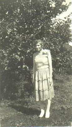Alvina Marie Kampa, 1928.