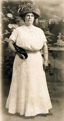 Anna Marvin (n&eacute;e Kampa).