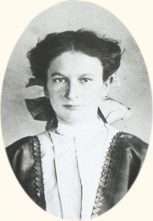 Anna Mary Zylla, 1909
