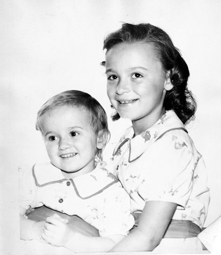 Annie and Maren Westre