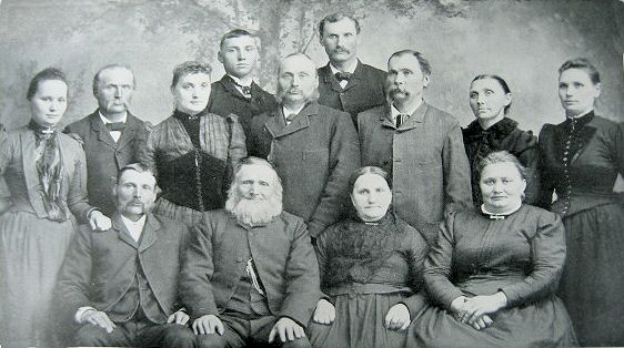 Anton and Mary Imholte and their family.