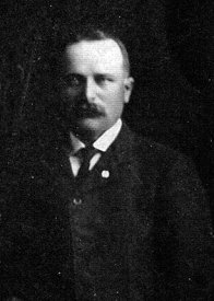 August B. Kampa, 1900