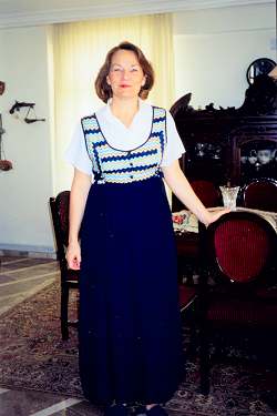 Carol Lee Butros (n&eacute;e Kampa) at her home in Mersin, Turkey, June 2001.