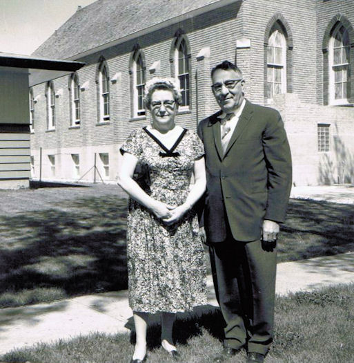 Daisy and Ben Lang, June 1961