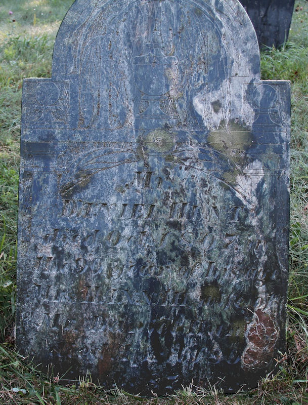 Gravestone of Daniel and Hannah Hunt, Hunt Cemetery, North Tunbridge, Vermont