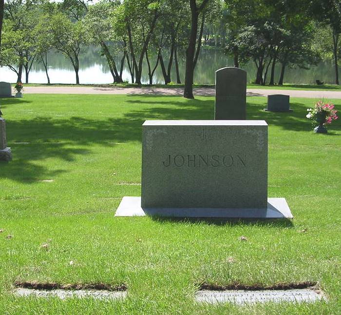 Gravestone of Dewey W. Johnson and his daughter, Nancy Carolyn Johnson, Lakewood Cemetery, Minneapolis, Minnesota