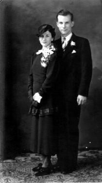 Donald Alphonse and Ann Frances Hall (n&eacute;e Stimler), wedding photograph, Sept. 14, 1936.