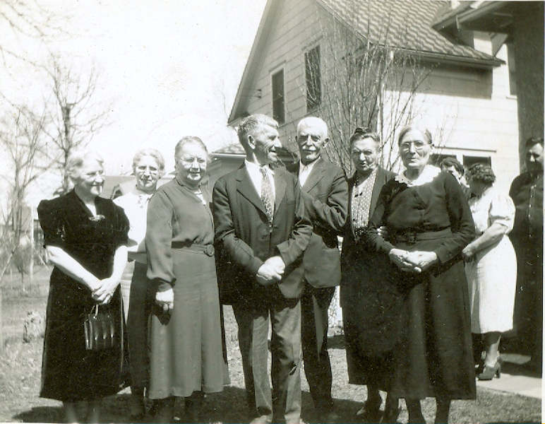Left to right:  Mary McDonald, Bertha Dingmann, Valentine G. Schaff, Phil Kohler, Caroline Schoff, Mrs. Kohler