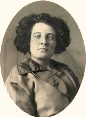 Frances Okonek (n&eacute;e Kampa)