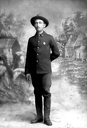Frank R. Balder, Private, 13th Company M, Minnesota Volunteers in the Spanish American War and the Philippine Insurrection.