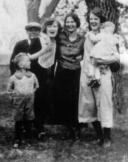 Hunt Family, Minnesota.