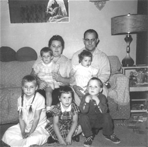 The Virgil and Helen Hengel Family, 1960.