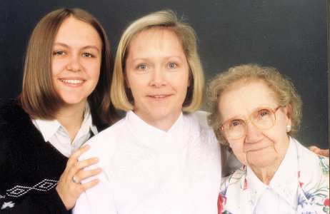 Granddaughter Jessie Atkinson, daughter Trish Atkinson (n&eacute;e Carey) and mom Irene Carey (n&eacute;e Jurek).