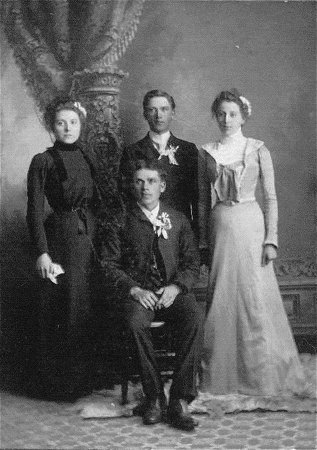 Joseph Leander and Magdelena Otila Kampa (n&eacute;e Haaf) Wedding Party, 1899.