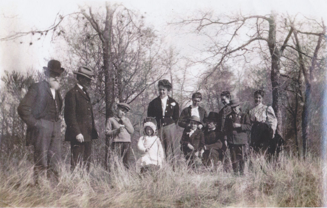 Jorgesons, Qvales and unknowns outside