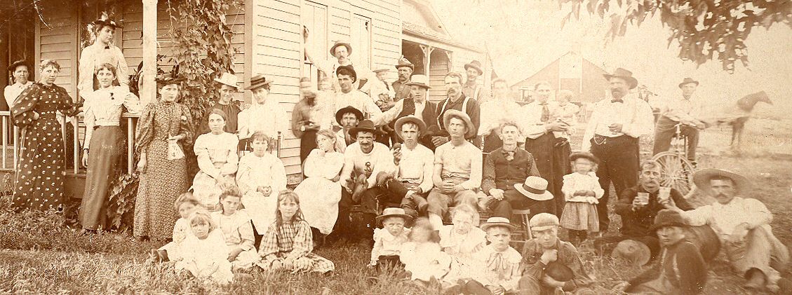 Close-up of the family at Kaufmann family farm, about 1900