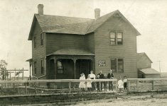 August Kampa and his family in front of Cigar Factory No. 195!