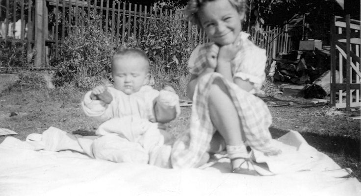 Baby Annie and big sister Maren Westre