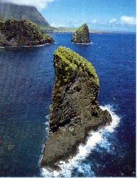 Spectacular cliffs and waters along the north shore of Moloka'i!