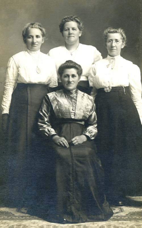 Kaufmann Sisters