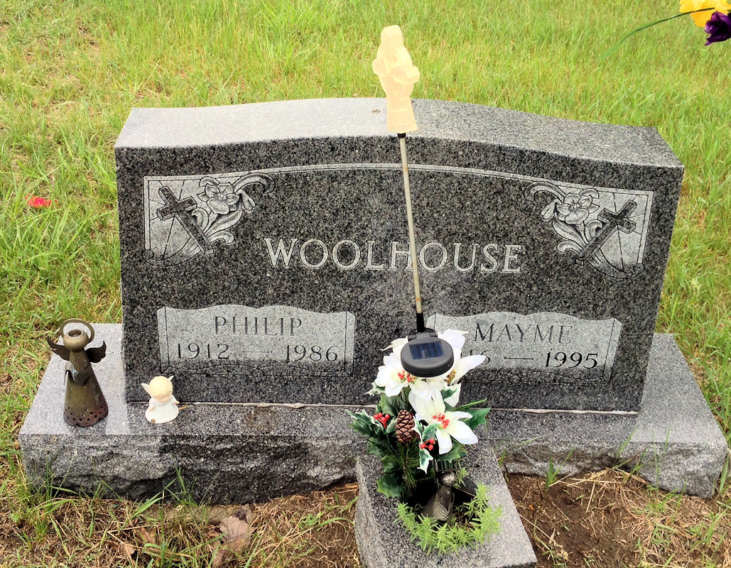 Gravestone of Philip and Mayme Woolhouse