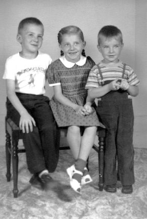 Ralph, Ruth and Roy Mullally Jr., abt. 1950