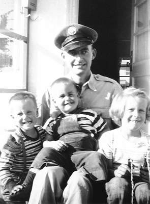 Robert Bordua and his children, early 1950s.