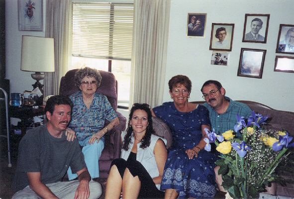 Terry Dixon, Inez Joos, Jennifer, Gayle and Ron Dixon.