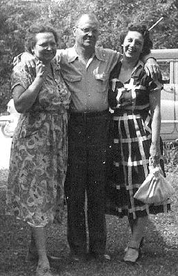Left to right:  Unknown woman, John and Grace Hohn (née Popilek).