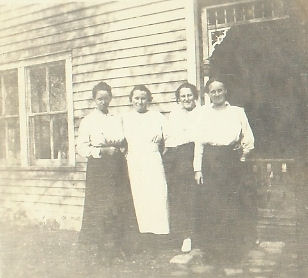 Victoria Herbst, Lucy and Mary Labusga and one other